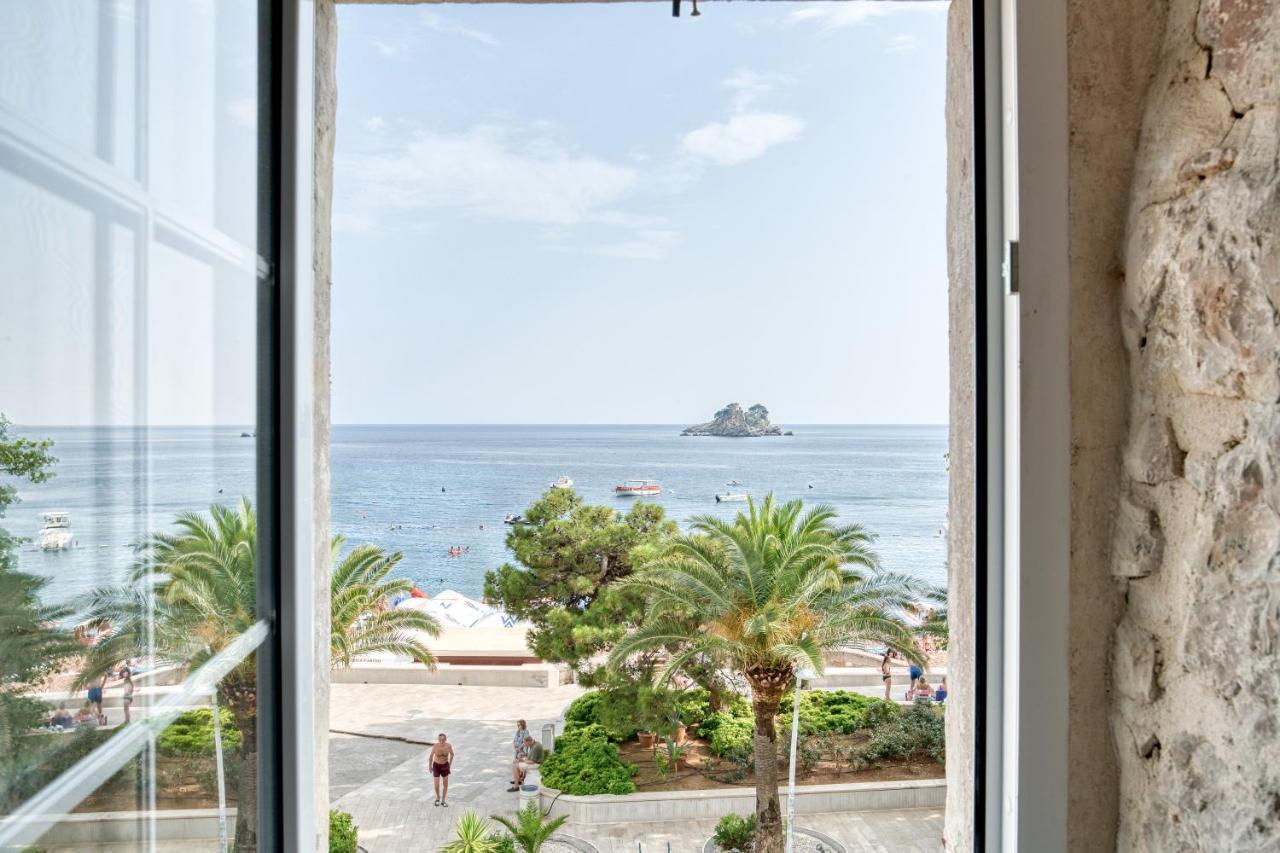 Sm Beach Residence Petrovac Exteriör bild