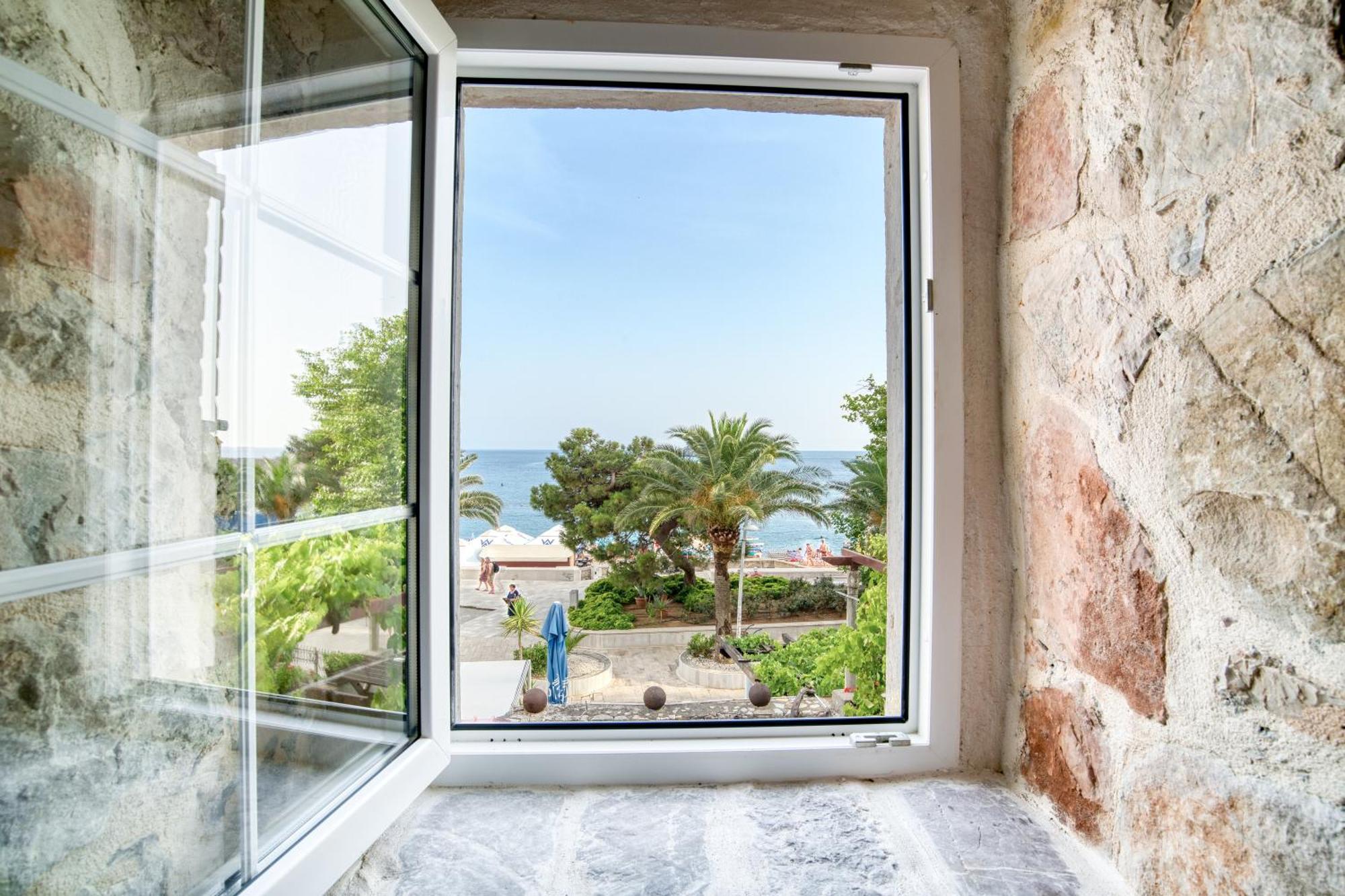 Sm Beach Residence Petrovac Exteriör bild